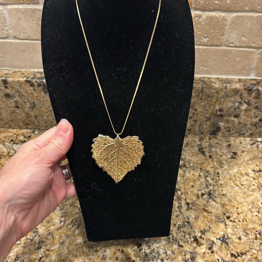 Gold Dipped Real Leaf Pendant With 2 Gold Plated … - image 7